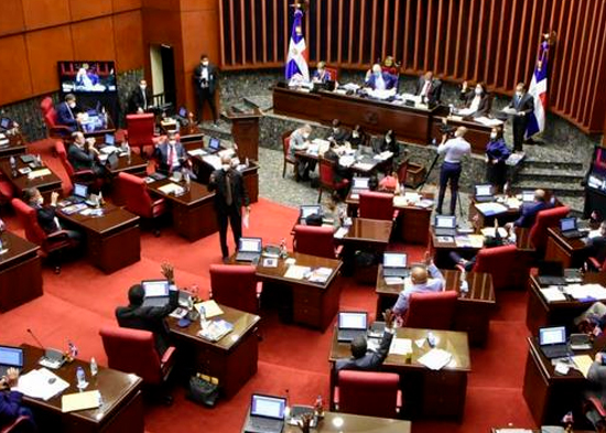 Los bonos navideños del Gobierno, una entrega millonaria que no cuadra