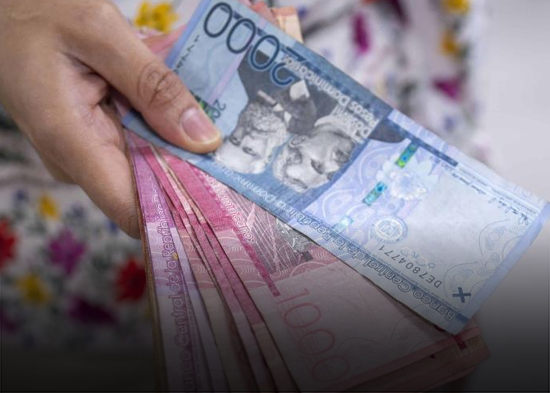 El peso dominicano perdió valor respecto a otras tres monedas en octubre