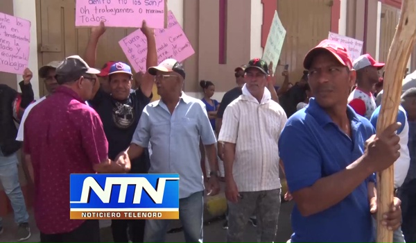 Realizan “Crucifixión de Autoridades” ante incumplimiento del gobierno en SFM.
