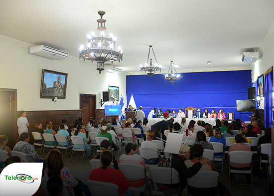 Conmemoran el Día Internacional de la Mujer en el Ayuntamiento SFM