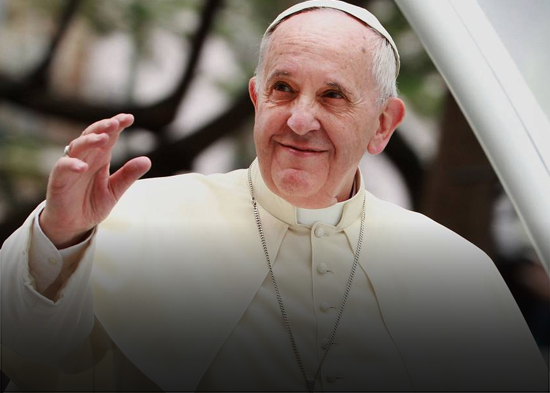 El papa aconseja a sacerdotes no predicar una cosa a sus fieles y hacer otra