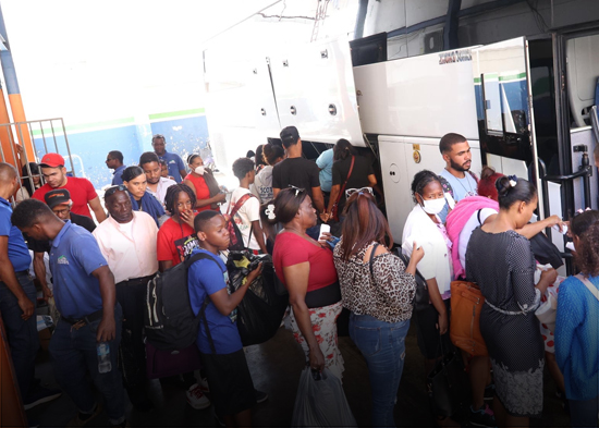 Flujo de pasajeros hacia las provincias aumenta por el asueto de Semana Santa