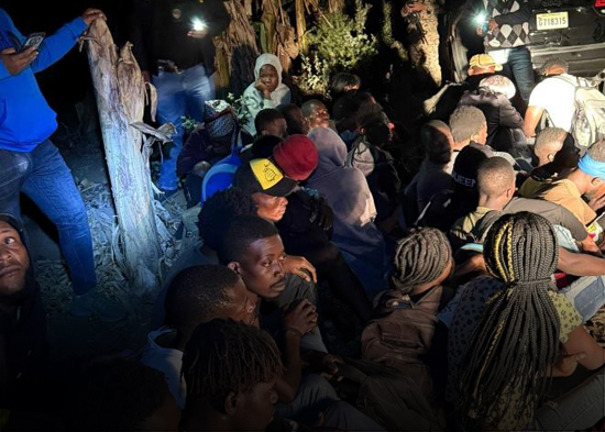 El Ejército detiene a 65 haitianos indocumentados en operativos en Valverde y San Juan