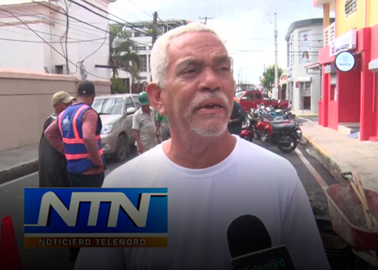 Alcaldía SFM repara de hundimiento en la calle Santa Ana