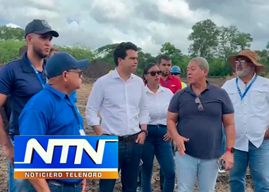 Director nacional de INAPA supervisa trabajos sistema alcantarillado en Tenares