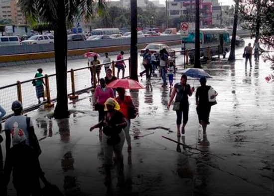 Onda tropical mantendrá al país bajo lluvias aunque con temperaturas calurosas