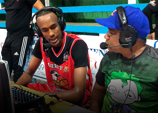 Julián Javier avanza a la final baloncesto de Tenares tras dramática victoria sobre Hermanas Mirabal