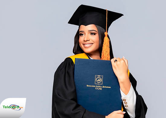 Telenord felicita a Kamila Merejo por graduación por la UCNE