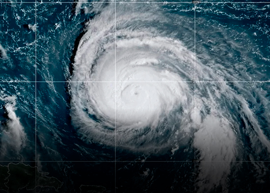 Huracán Humberto y tormenta Imelda ponen en alerta