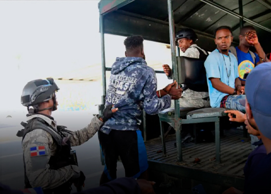 Detienen a más de 1,200 haitianos en operativos migratorios