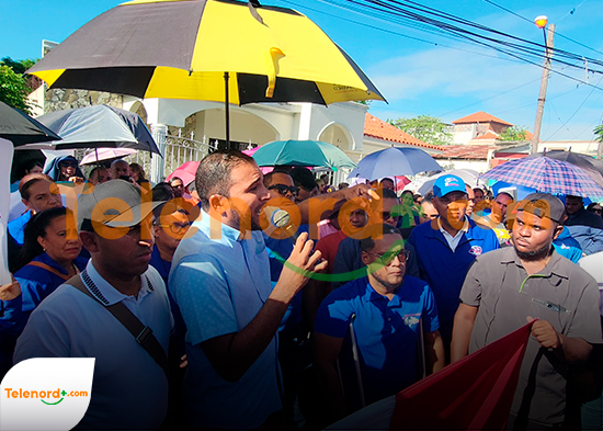 ADP piquetea distrito educativo 07-05 en SFM en rechazo a contrataciones de docentes