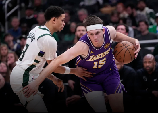 Doncic anota 41 puntos, Reaves suma 25 y Lakers aplastan 119-95 a Bucks