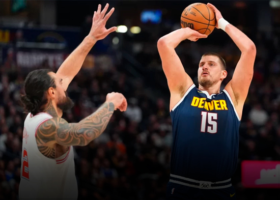 Triple-doble de Nikola Jokic lleva a los Nuggets a una victoria sobre Rockets
