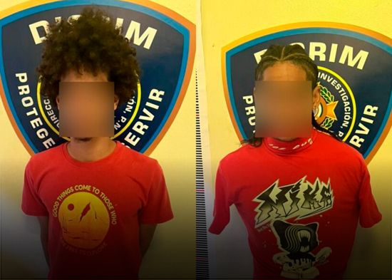 Policía realiza allanamiento en La Vega; ocupa drogas y arma de fuego