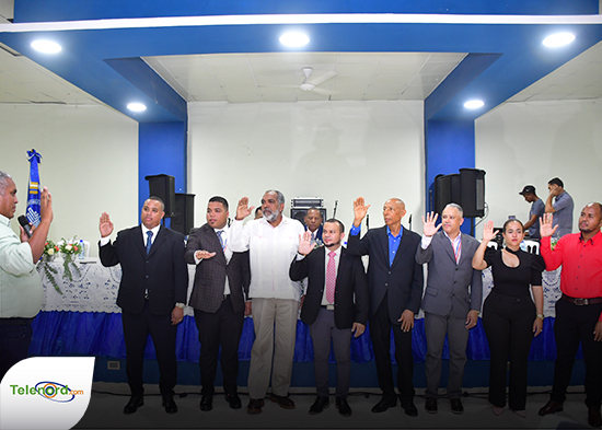 Fue juramentada la nueva directiva del codia regional nordeste.