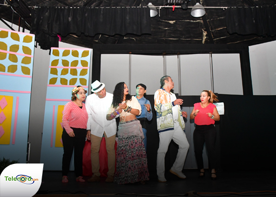 Presentan obra teatral "Los vecinos del bronx” en SFM