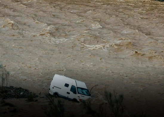 Más de 40 carreteras afectadas por inundaciones en España