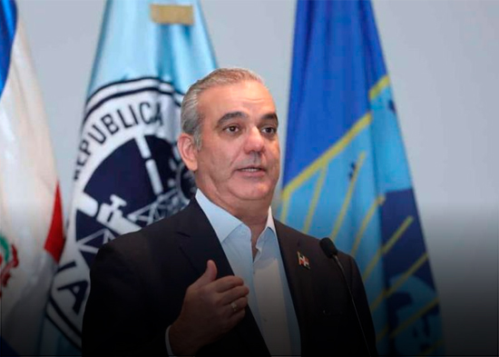 Abinader acusa a gobiernos pasados de desatender saneamiento de agua por ser obras “que no se ven”