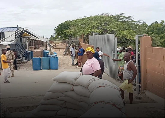 Comerciantes haitianos suspenden comercio con República Dominicana tras denuncias de maltratos en la frontera