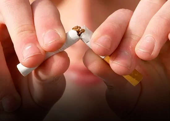 Fumar en la adolescencia deja huellas en los hijos: acelera su envejecimiento biológico