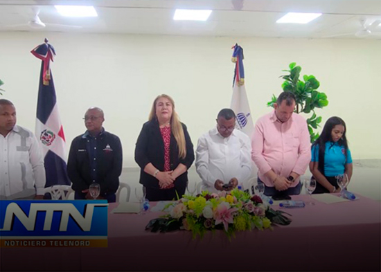 MINERD entrega remozamiento del politécnico Manuel María Castillo de SFM
