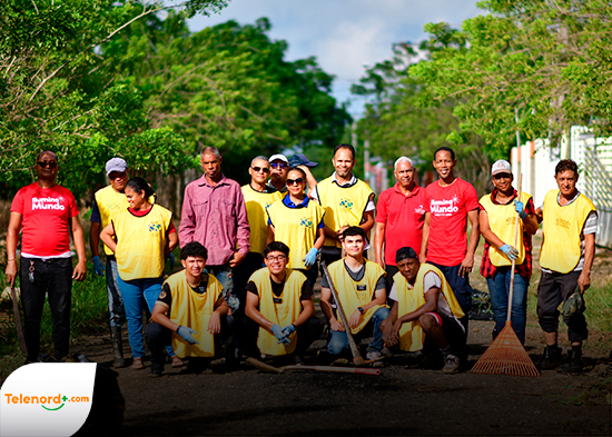 Voluntarios realizan jornada de servicio comunitario en el Centro CAIPI del sector Gran Vista al Valle