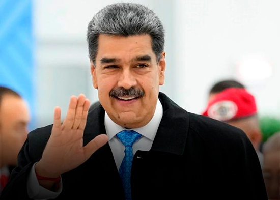 Maduro felicita la lealtad de sus Fuerzas Armadas