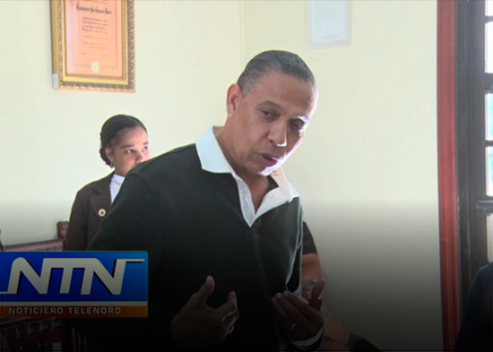 Alcalde Alex Díaz propone colocar busto del coronel Fernández Domínguez en rotonda frente la UASD SFM