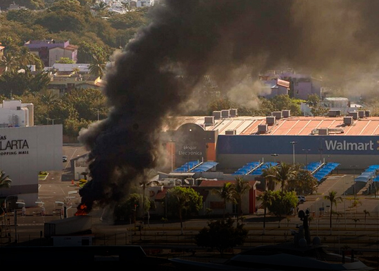Vuelos de EE. UU. y Canadá a Puerto Vallarta siguen cancelados tras muerte de El Mencho
