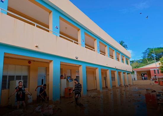 Comienzan a llegar ayudas para afectados por inundaciones en Gaspar Hernández