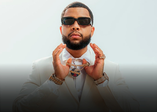 Jezzy ingresa a los charts de Billboard y acelera su expansión internacional