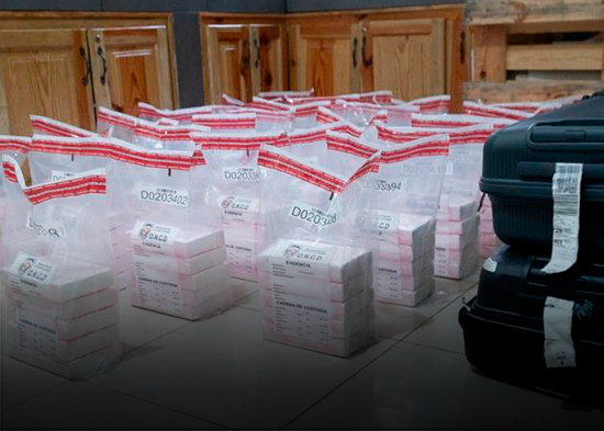 Ocupan 150 alijos de cocaína que llegaron al aeropuerto de Punta Cana desde Medellín, Colombia