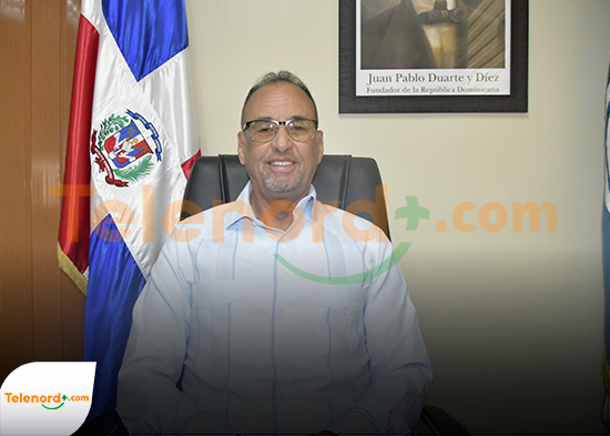 Director del SRSCNE felicita a los periodistas en su día