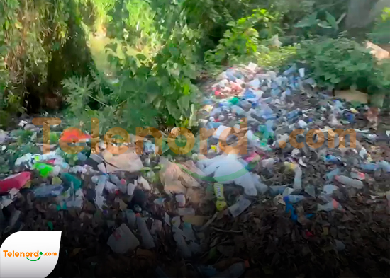 Cúmulo de basura afecta Ribera del Jaya en SFM
