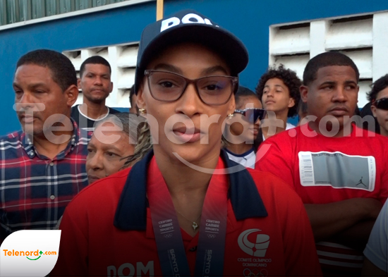 “Agradezco a todos el apoyo" afirma Ana Rosa durante caravana de recibimiento
