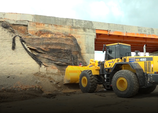 Denuncian vicios de construcción en la avenida de Circunvalación Machacho González
