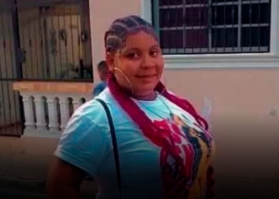 Encapuchados matan a tiros a una joven en Los Mangos de Salcedo