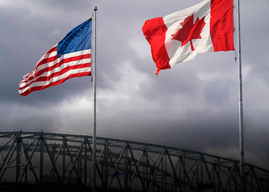 Trump pausa tres días los aranceles del 50 % a Canadá y asegura que hay un acuerdo