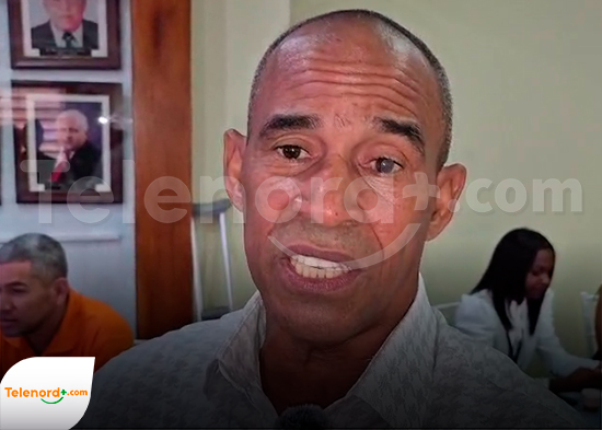 Federación junta de vecinos exigen a las autoridades cumplir con las comunidades de SFM