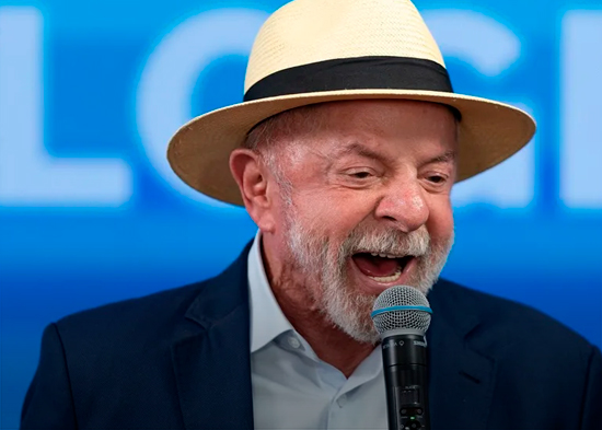 Lula acusa a los Bolsonaro de estar detrás de los casos de corrupción que sacuden Brasil